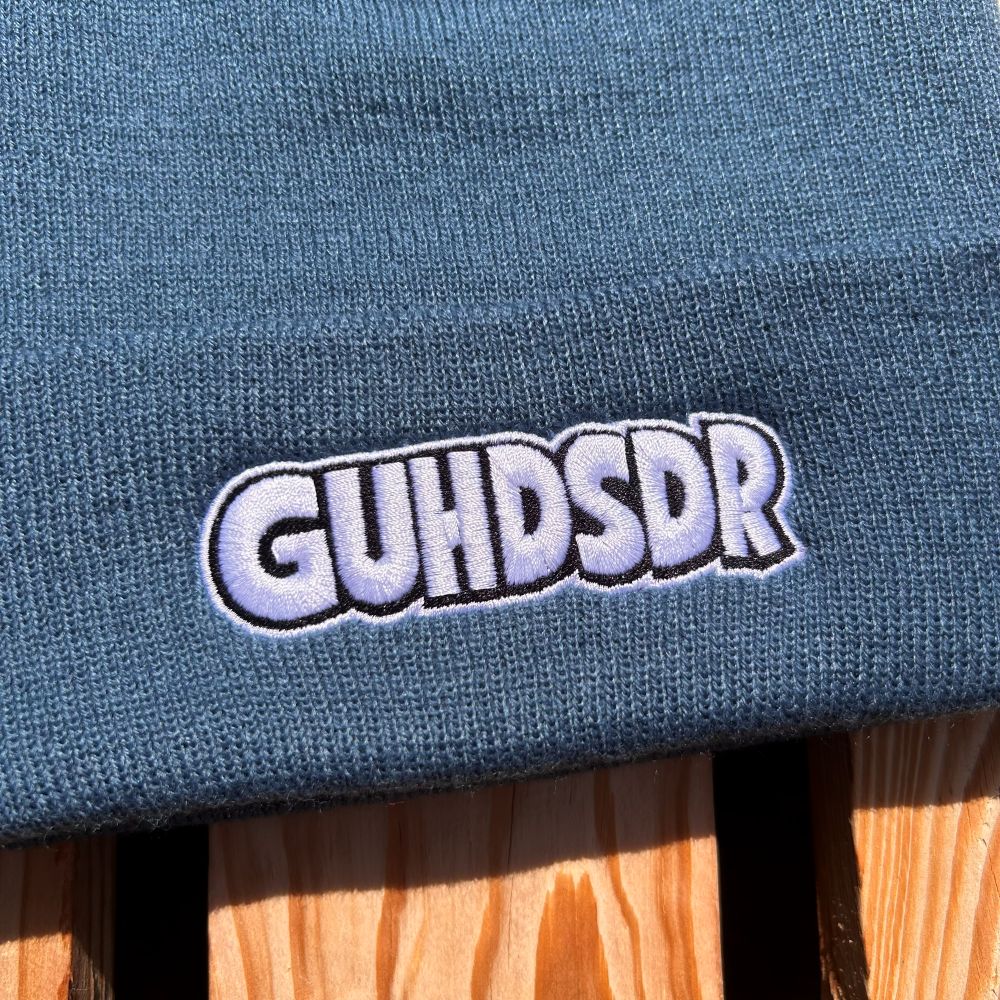 Mütze #GUHDSDR Bestickter Sachsen Beanie für Herren | Sächsische Strickmütze